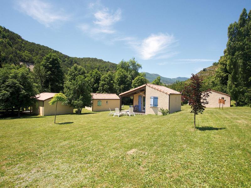 Logis Hotel Le Ceans Orpierre ภายนอก รูปภาพ
